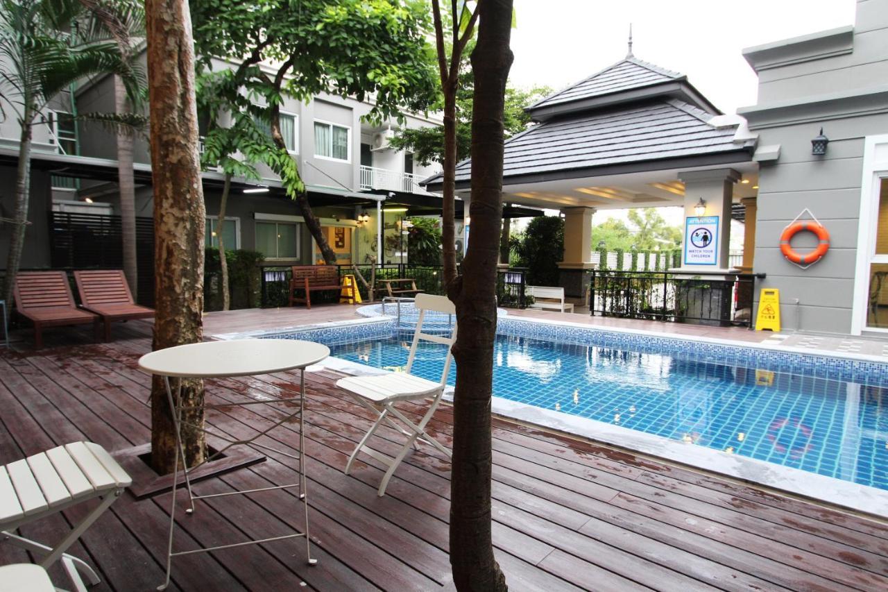 At Residence Suvarnabhumi Hotel - Sha Extra Plus Bangkok Extérieur photo